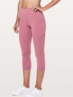 Lululemon Speed Up Crop *21"
Moss Rose size 10